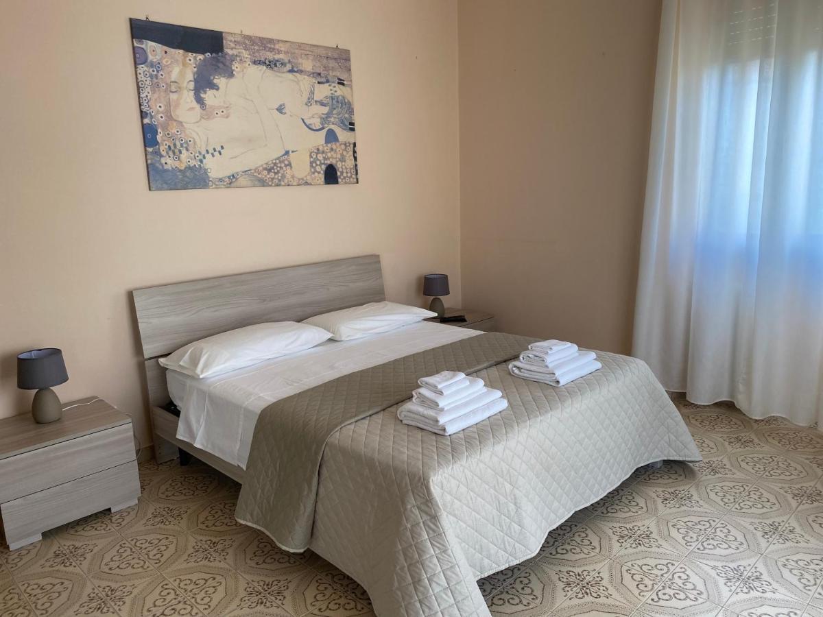 Casa Vacanze La Pergola Itri Bagian luar foto