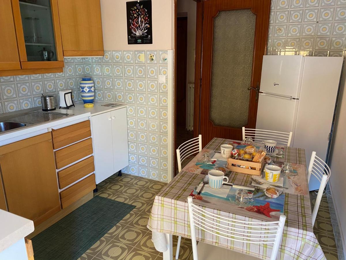 Casa Vacanze La Pergola Itri Bagian luar foto